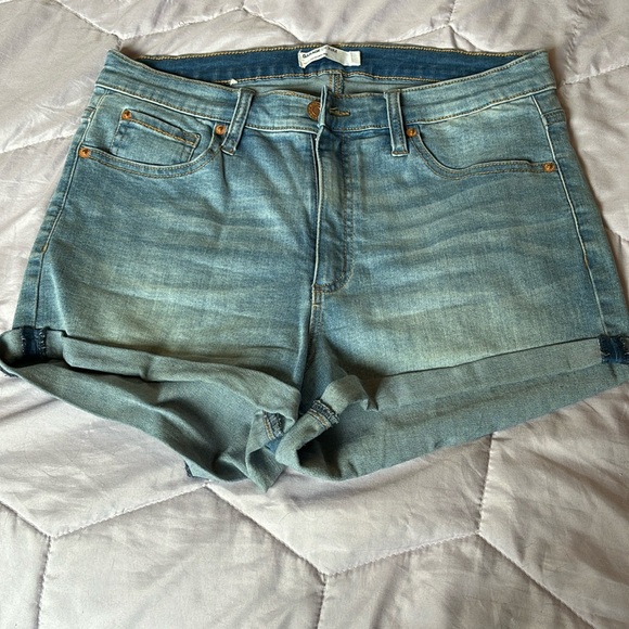 Garage Shorts - Picture 1 of 3